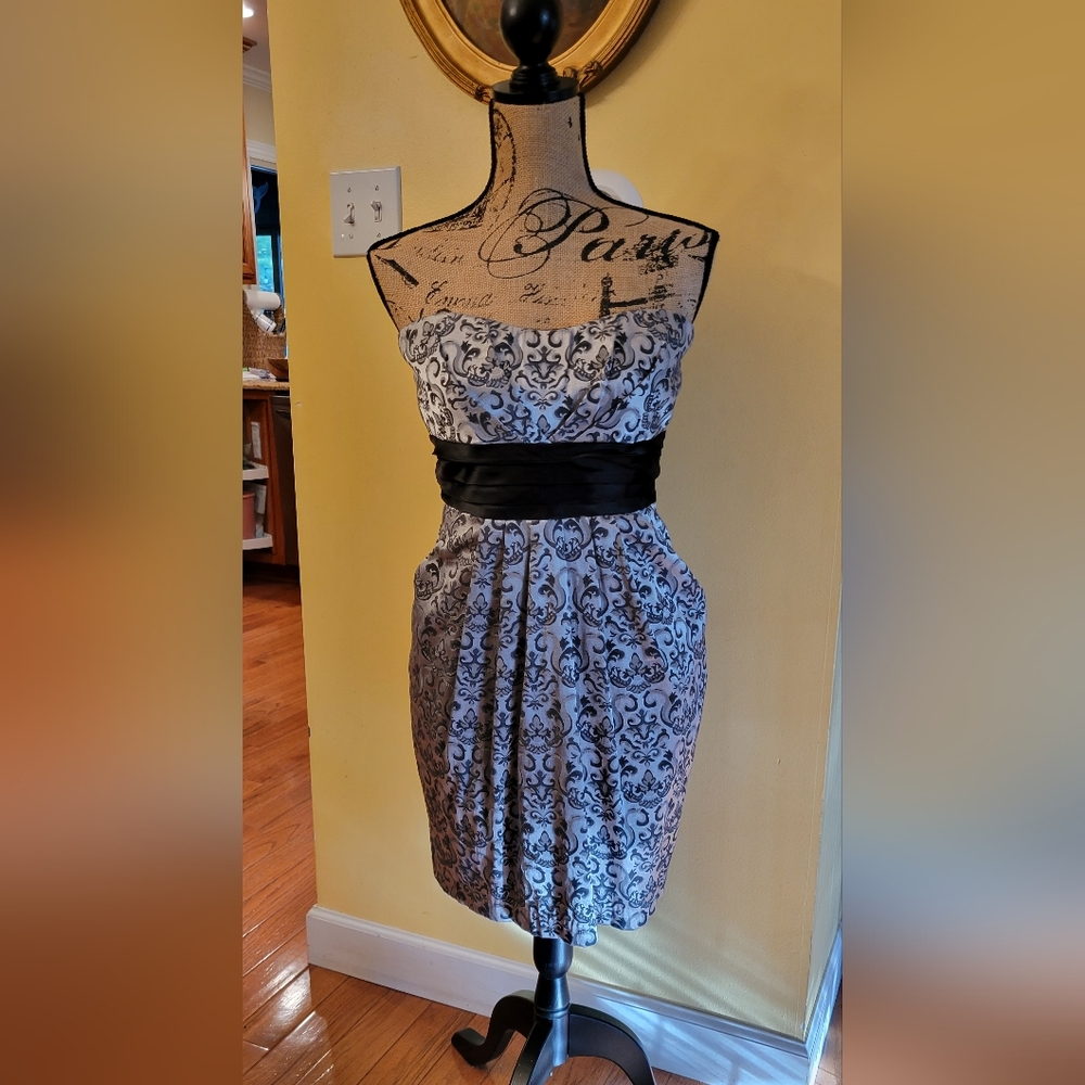 Strapless dress, Speechless, black-gray (satin look), built in padding, Size 13